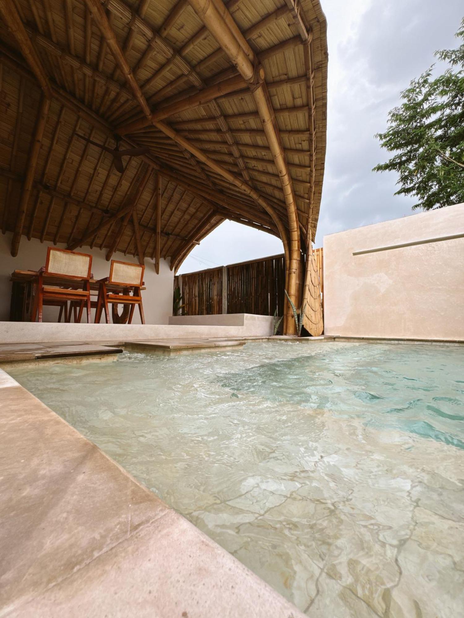 Tipsea Turtle Gili Air Hotell Exteriör bild