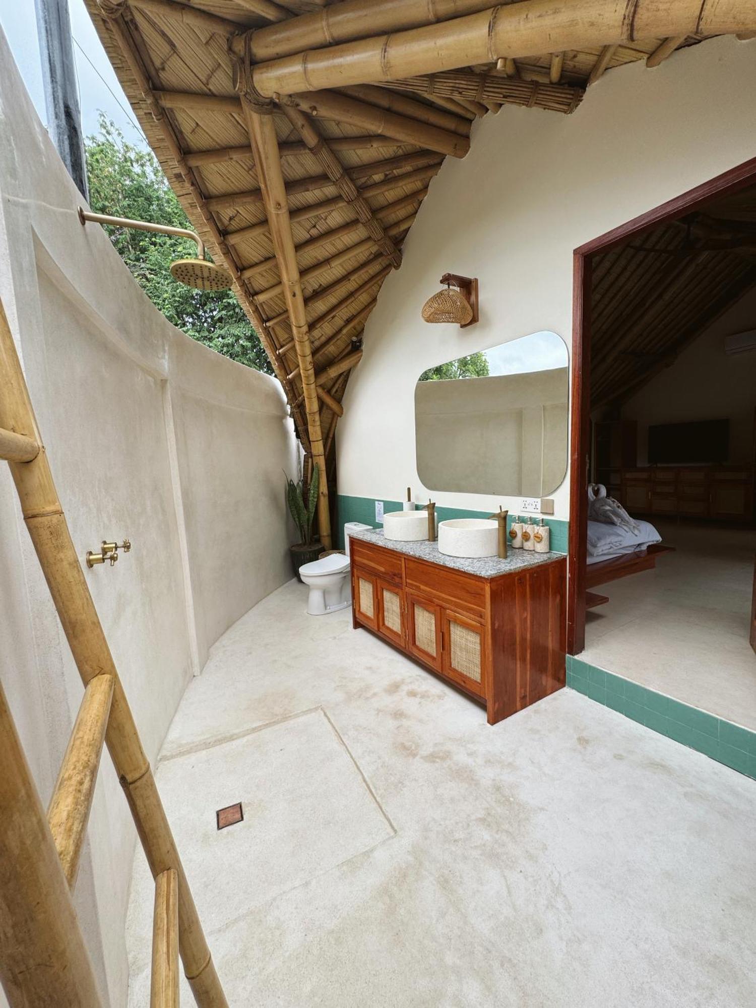 Tipsea Turtle Gili Air Hotell Exteriör bild