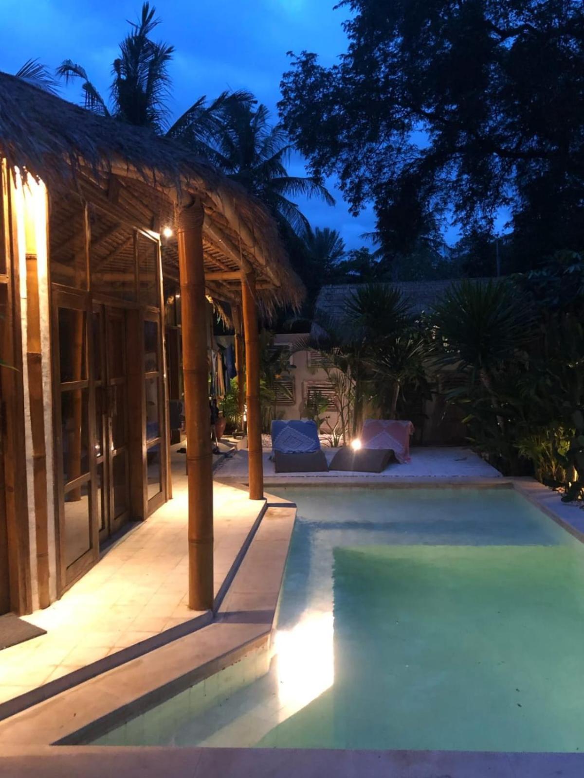 Tipsea Turtle Gili Air Hotell Exteriör bild