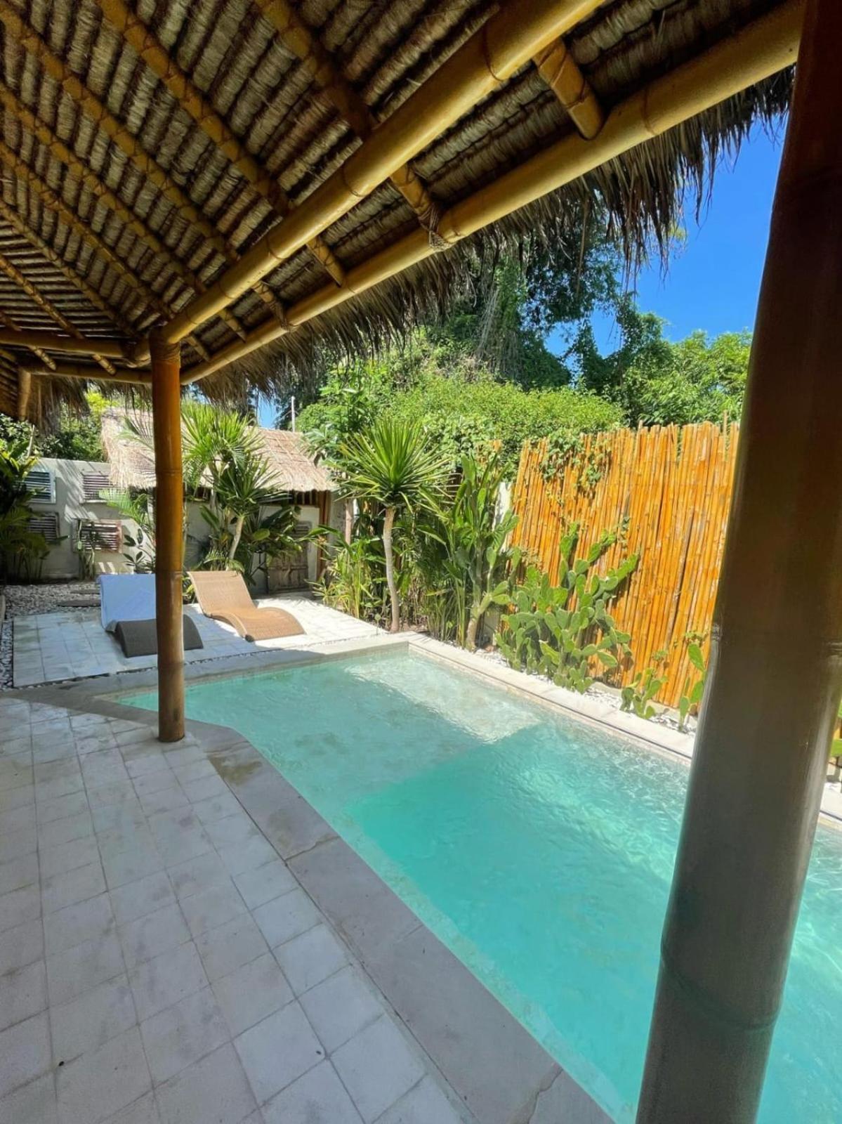 Tipsea Turtle Gili Air Hotell Exteriör bild